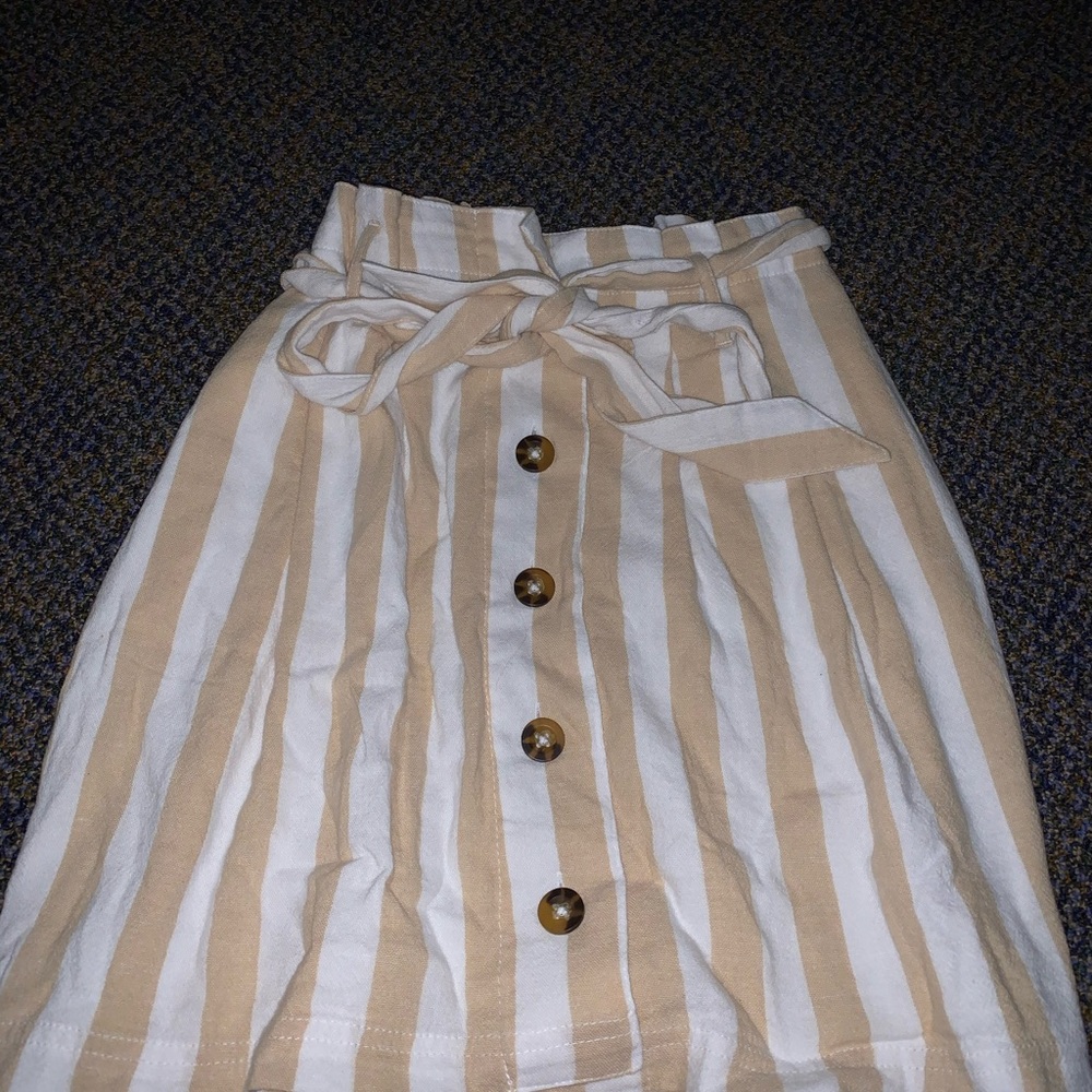 Hollister skirt